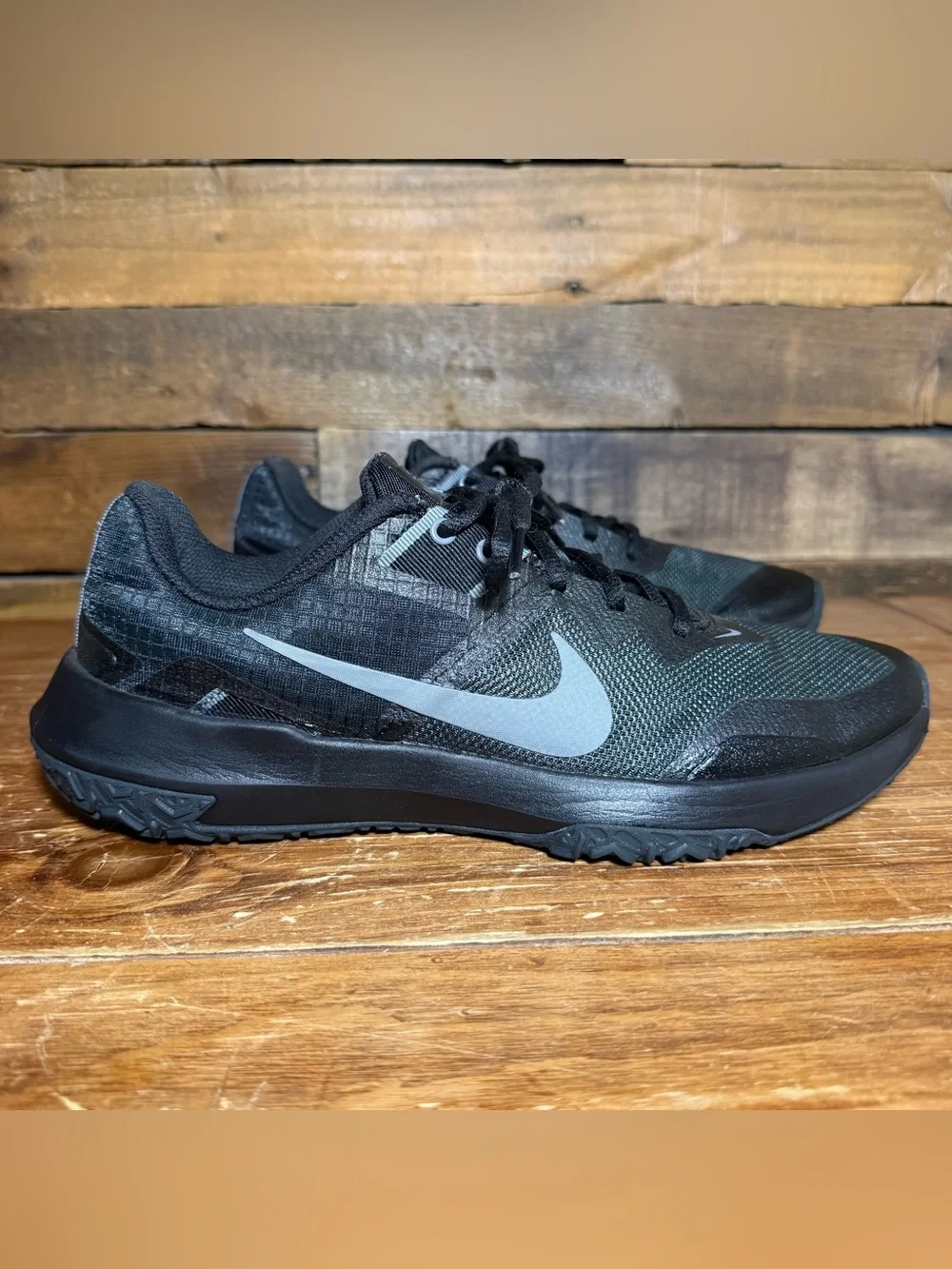 Men's Nike Varsity Compete TR 3 Running Training Shoes Smoke Grey/Black size 8.5